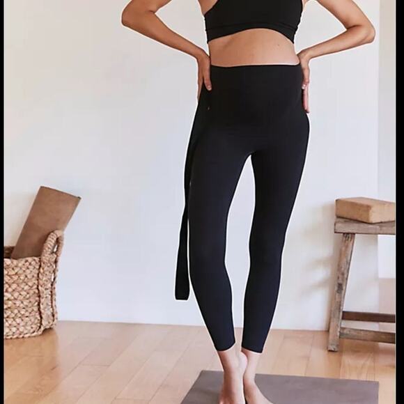 NWT Free People x Hatch Maternity Leggings XS Black High Rise Yoga Lounge $108 - Picture 8 of 8